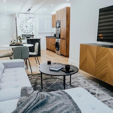 Apartamento Augusto Junquera Apartment Oviedo Bagian luar foto