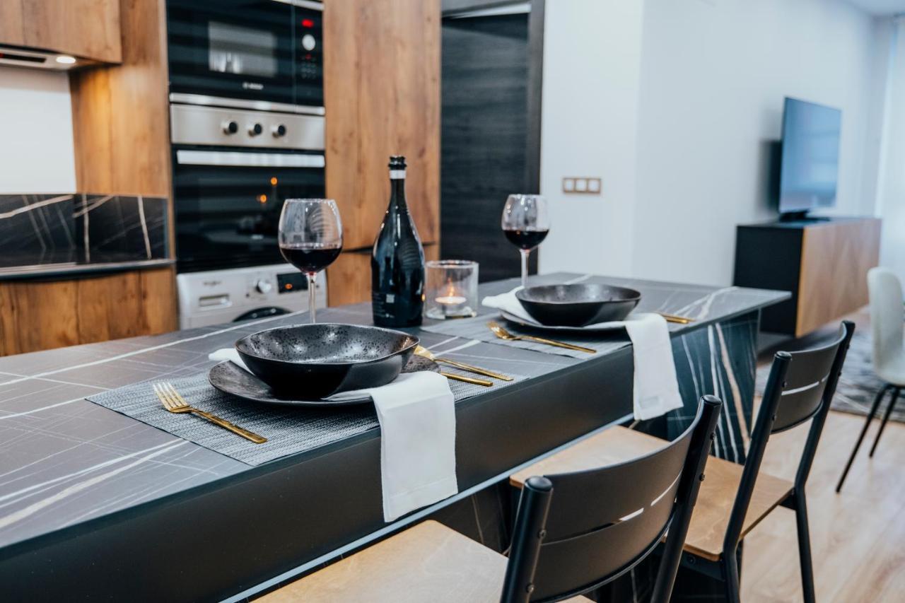 Apartamento Augusto Junquera Apartment Oviedo Bagian luar foto