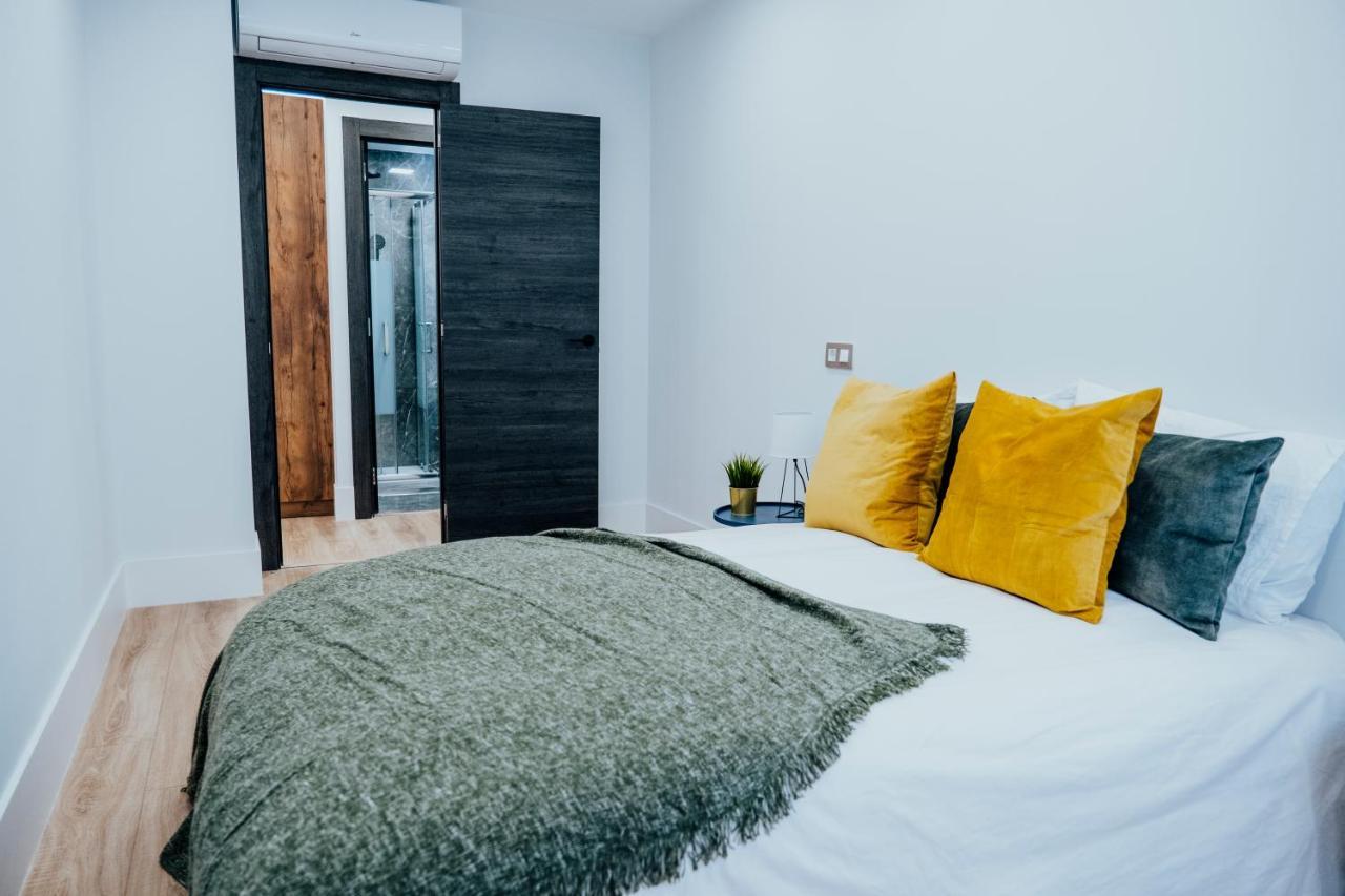 Apartamento Augusto Junquera Apartment Oviedo Bagian luar foto