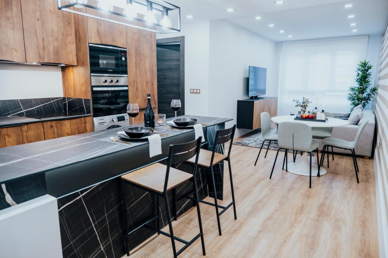 Apartamento Augusto Junquera Apartment Oviedo Bagian luar foto